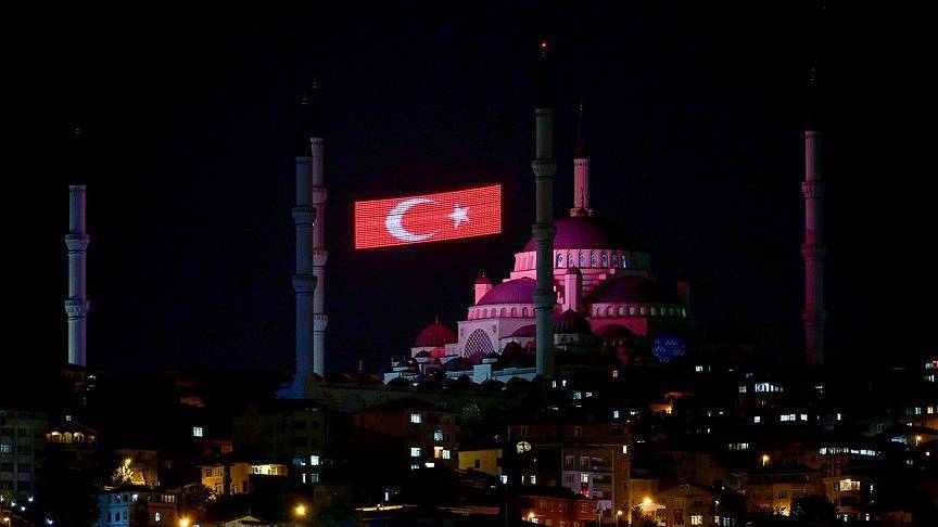 15 Temmuz 2025’te sela okunacak mı? Diyanet açıkladı: Sela saat kaçta okunacak? 8